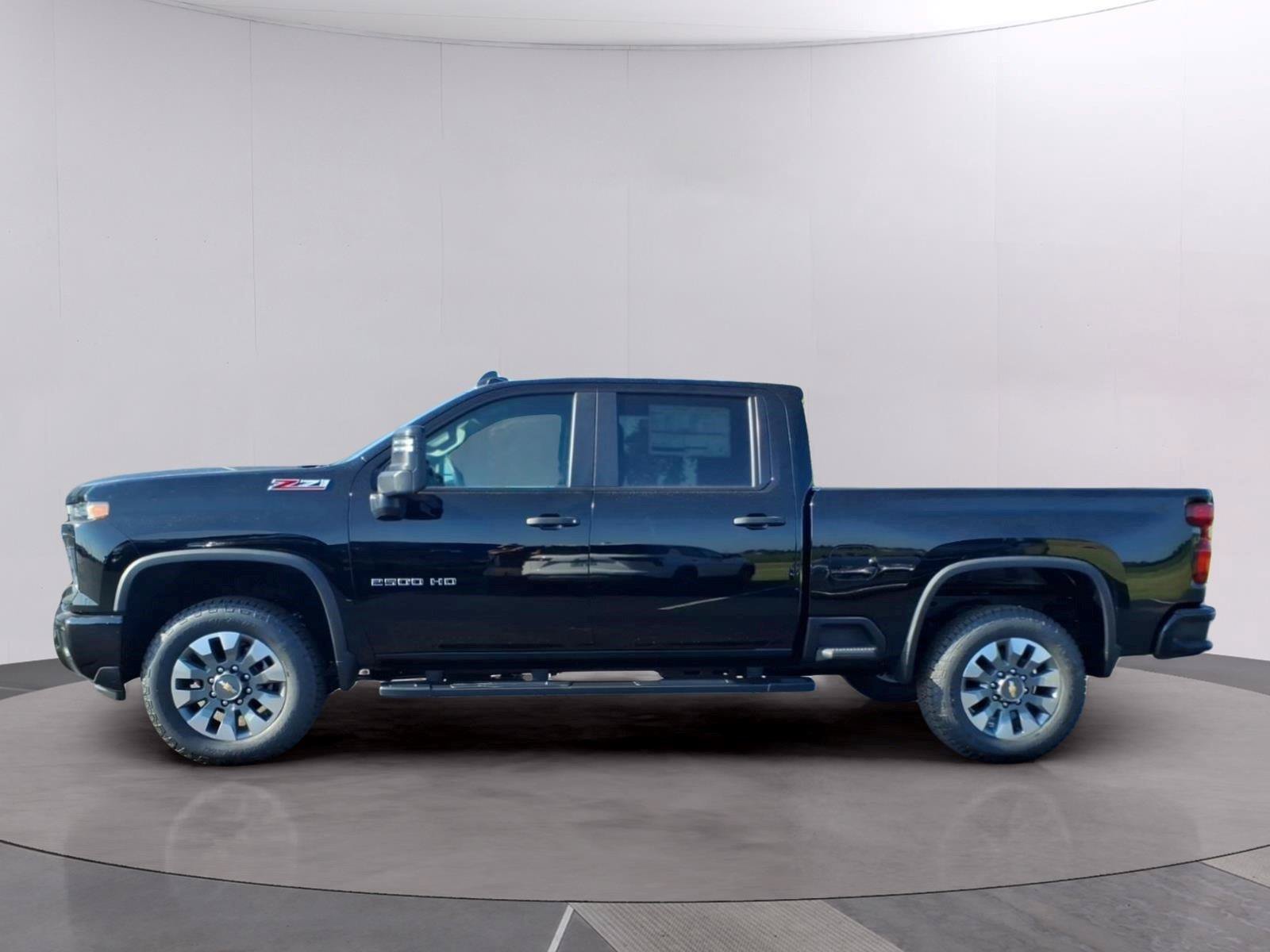 New 2026 Chevrolet Silverado 2500 Custom w/ Custom Value Package AWD/4WD image 2