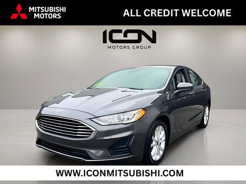 Used 2019 Ford Fusion SE FWD image 1