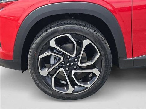 New 2026 Chevrolet Trax RS w/ Driver Confidence Package image 10