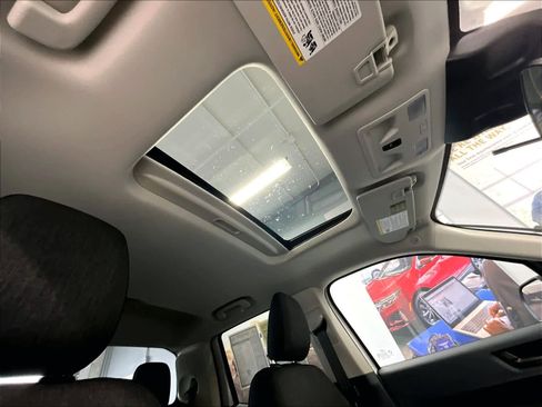 Used 2025 Ford Maverick XLT w/ XLT Luxury Package image 22