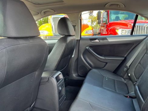 Used 2012 Volkswagen Jetta TDI image 22