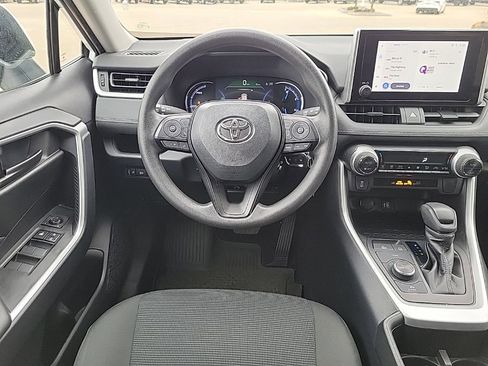 Used 2024 Toyota RAV4 LE image 12