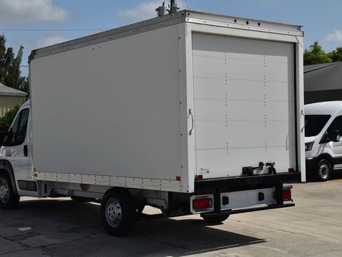 Used 2018 RAM ProMaster 3500 w/ Interior Convenience Group FWD image 4