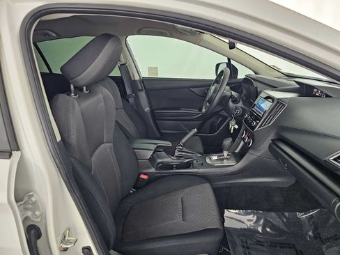 Used 2022 Subaru Crosstrek 2.0i AWD/4WD image 10