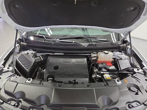 Used 2023 Chevrolet Traverse LT w/ LPO, Floor Liner Package image 37