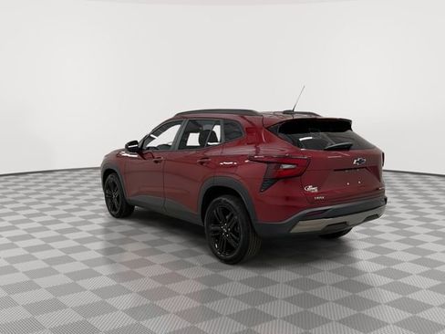 Used 2024 Chevrolet Trax ACTIV FWD image 7