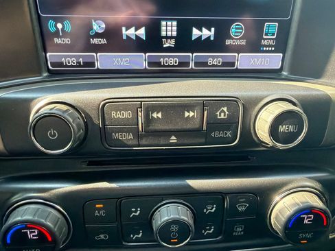 Used 2019 Chevrolet Silverado 2500 High Country w/ Duramax Plus Package AWD/4WD image 22