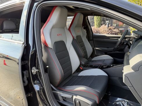 Used 2024 Volkswagen GTI SE w/ SE Leather Seats Package image 34