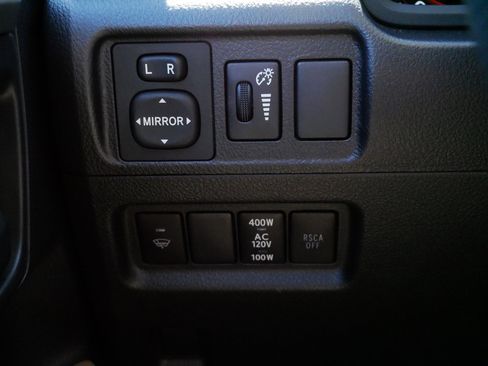 Used 2012 Toyota 4Runner Limited AWD/4WD image 27