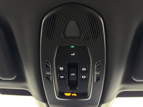 Used 2024 Porsche Panamera 4 image 39