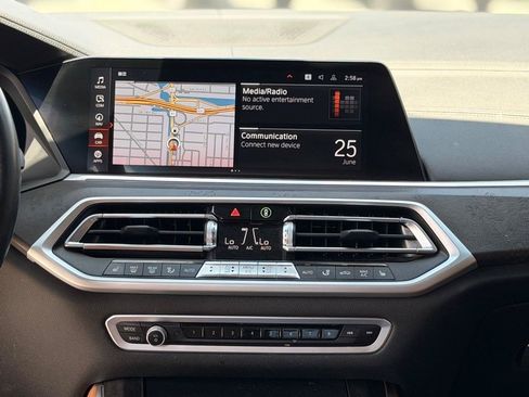 Used 2022 BMW X5 sDrive40i RWD image 15