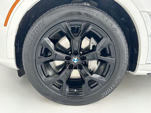 Used 2026 BMW X7 xDrive40i AWD/4WD image 29