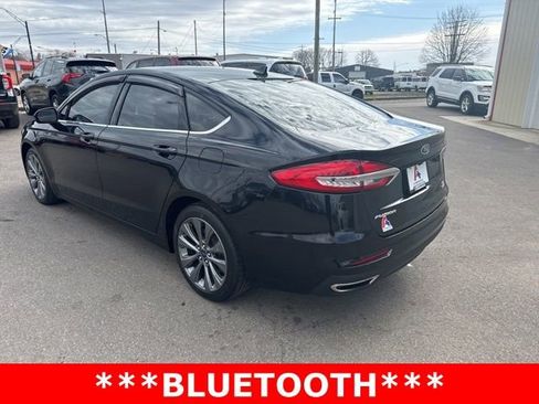 Used 2020 Ford Fusion SE AWD/4WD image 5