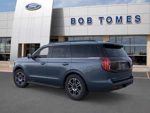 New 2025 Ford Expedition Active image 5