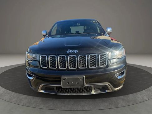 Used 2019 Jeep Grand Cherokee Limited AWD/4WD image 2