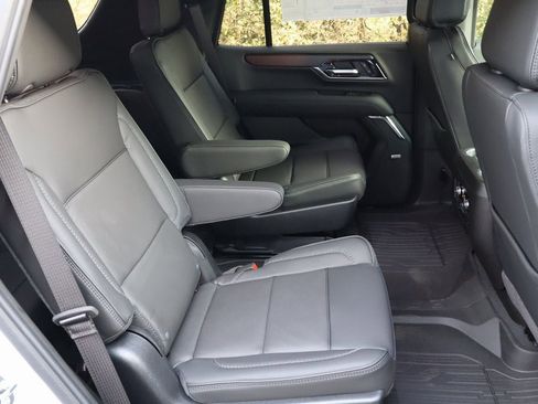 New 2026 GMC Yukon Denali w/ Sun & Power Step Package image 26