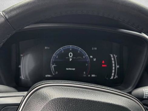 Certified 2025 Toyota Corolla SE FWD image 13