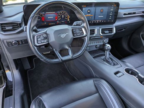Used 2024 Ford Mustang Premium image 22