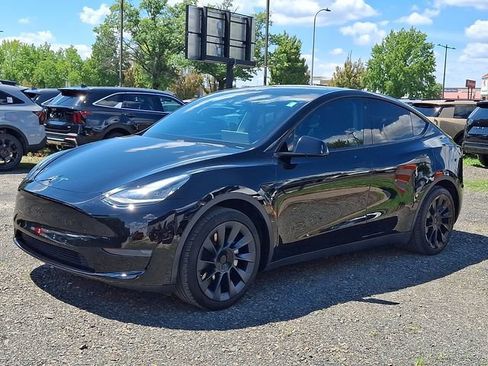 Used 2020 Tesla Model Y Long Range AWD/4WD image 3