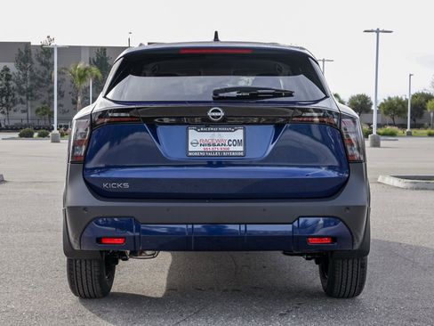 New 2026 Nissan Kicks SV image 5