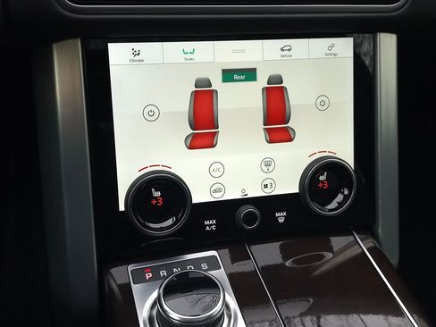 Used 2020 Land Rover Range Rover image 40