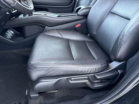 Used 2017 Honda HR-V EX-L image 11