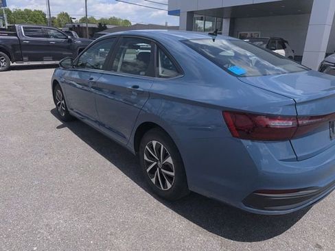 Used 2025 Volkswagen Jetta S FWD image 18