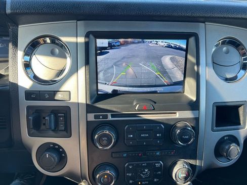 Used 2017 Ford Expedition EL XLT w/ Equipment Group 202A image 33