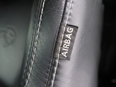 Used 2020 Dodge Challenger SRT Hellcat Redeye image 37