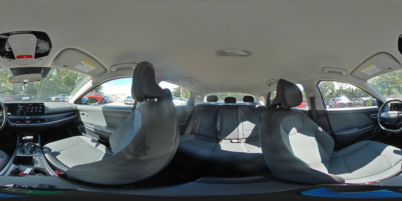 Used 2026 Kia K4 FWD image 40
