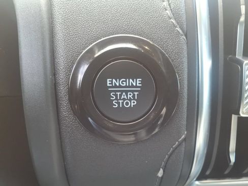 Used 2025 Ford Expedition Max Platinum AWD/4WD image 30