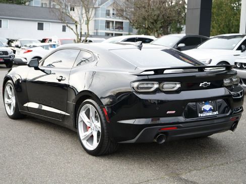 Used 2019 Chevrolet Camaro SS image 3