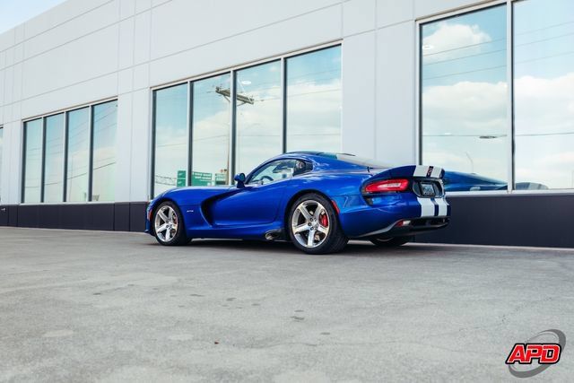 Used 2013 SRT Viper GTS w/ GTS Laguna Interior Pkg RWD image 21