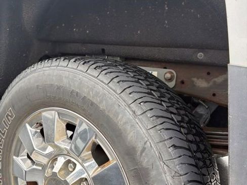 Used 2017 Chevrolet Silverado 2500 LTZ AWD/4WD image 6