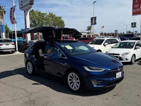 Used 2018 Tesla Model X 100D AWD/4WD image 6