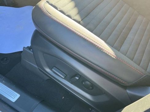 New 2026 Ford Explorer ST-Line w/ ST-Line Street Pack image 13