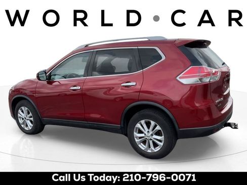 Used 2016 Nissan Rogue SV image 5