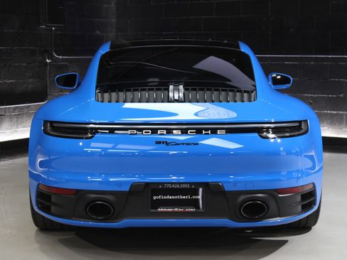 Used 2022 Porsche 911 Carrera image 16