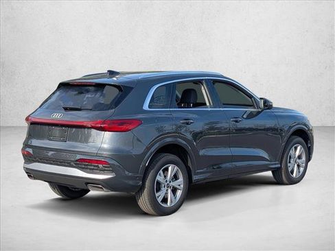 Certified 2025 Audi Q5 Premium w/ Convenience Package AWD/4WD image 5