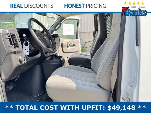 New 2025 Chevrolet Express 2500 Work Van w/ Driver Convenience Package image 9