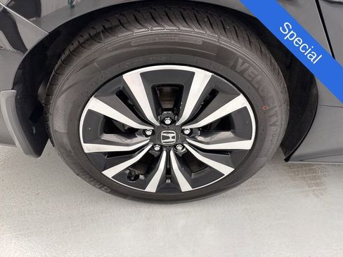 Used 2024 Honda Civic EX image 11
