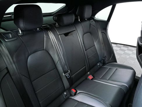 New 2026 Porsche Macan 4 Electric AWD/4WD image 23