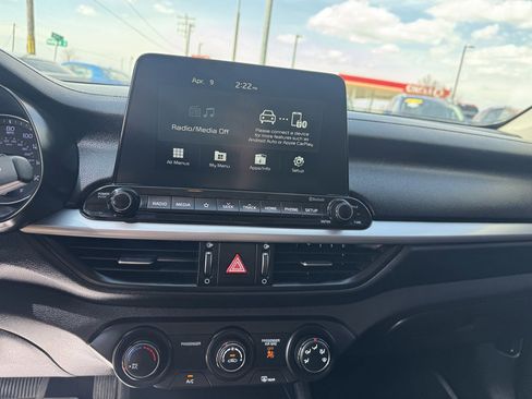 Used 2021 Kia Forte LXS image 28