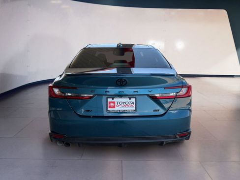 Used 2026 Toyota Camry SE w/ Convenience Package FWD image 4