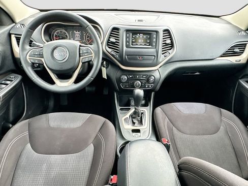 Used 2015 Jeep Cherokee Latitude image 26