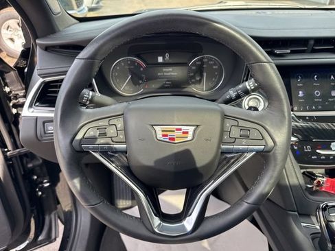 Certified 2024 Cadillac XT6 Premium Luxury FWD image 12