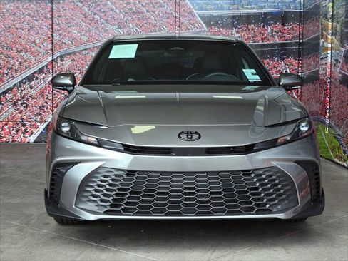 Certified 2026 Toyota Camry SE FWD image 3