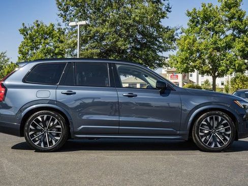 New 2026 Volvo XC90 B6 Ultra w/ Lounge Package image 3