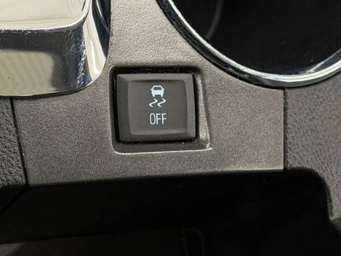 Used 2016 Chevrolet Equinox LTZ w/ Enhanced Convenience Package AWD/4WD image 28