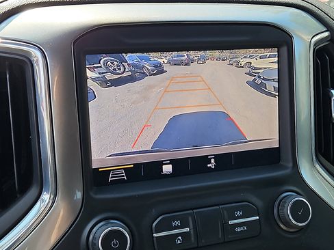 Used 2019 Chevrolet Silverado 1500 LTZ w/ LTZ Premium Package AWD/4WD image 17